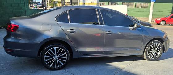 VOLKSWAGEN JETTA 2.0 TSI HIGHLINE 211CV GASOLINA 4P TIPTRONIC