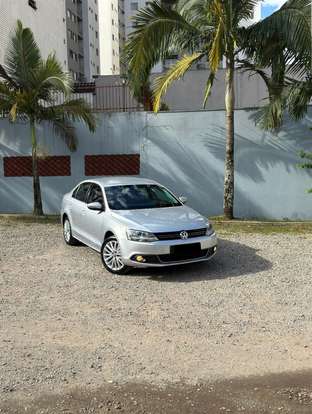 VOLKSWAGEN-JETTA-2.0 TSI HIGHLINE 211CV GASOLINA 4P TIPTRONIC VOLKSWAGEN-JETTA-2014