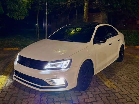 VOLKSWAGEN-JETTA-2.0 TSI HIGHLINE 211CV GASOLINA 4P TIPTRONIC VOLKSWAGEN-JETTA-2018