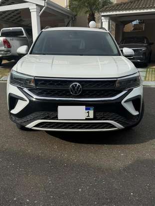 VOLKSWAGEN-TAOS-2021