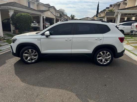VOLKSWAGEN-TAOS-1.4 250 TSI TOTAL FLEX COMFORTLINE AUTOMÁTICO VOLKSWAGEN-TAOS-2021
