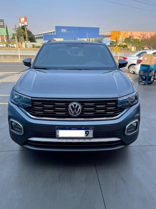 VOLKSWAGEN T-CROSS 1.0 200 TSI TOTAL FLEX COMFORTLINE AUTOMÁTICO