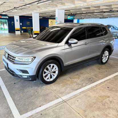 VOLKSWAGEN-TIGUAN-2019
