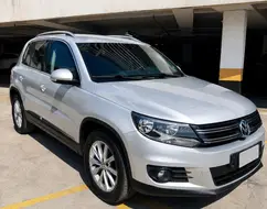 VOLKSWAGEN TIGUAN 2.0 TSI 16V TURBO GASOLINA 4P TIPTRONIC VOLKSWAGEN TIGUAN 2.0 TSI 16V TURBO GASOLINA 4P TIPTRONIC