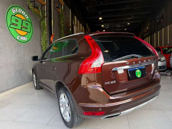 VOLVO-XC60-2013
