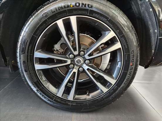 VOLVO-XC60-2.0 T5 GASOLINA MOMENTUM AWD GEARTRONIC VOLVO-XC60-2018