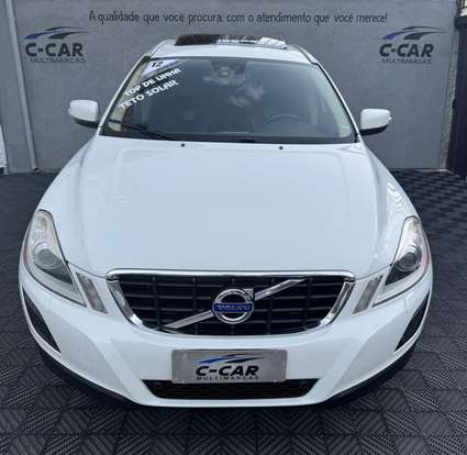 VOLVO-XC60-2011