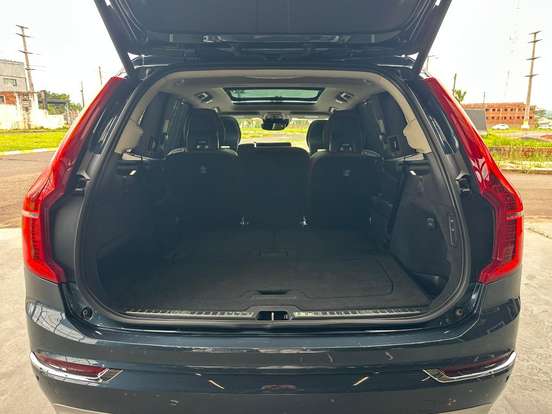 VOLVO-XC90-2.0 D5 DIESEL INSCRIPTION AWD GEARTRONIC VOLVO-XC90-2018