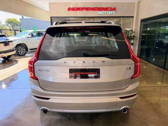 VOLVO-XC90-2.0 D5 DIESEL MOMENTUM AWD GEARTRONIC VOLVO-XC90-2017