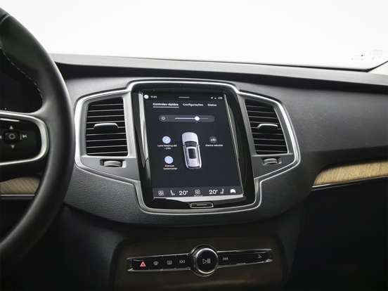 VOLVO-XC90-2024