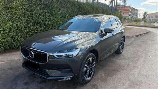 VOLVO-XC60-2.0 T5 GASOLINA MOMENTUM AWD GEARTRONIC VOLVO-XC60-2018