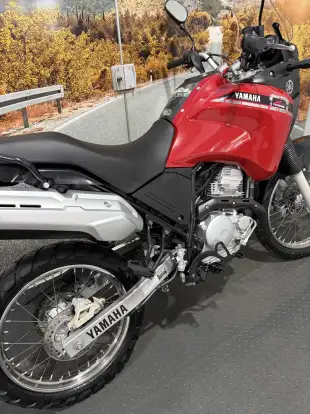 YAMAHA-XTZ 250 TÉNÉRÉ YAMAHA-XTZ 250 TÉNÉRÉ-2015