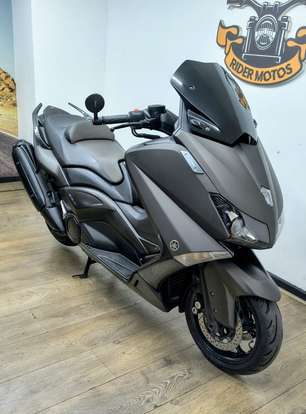 YAMAHA-TMAX-2014