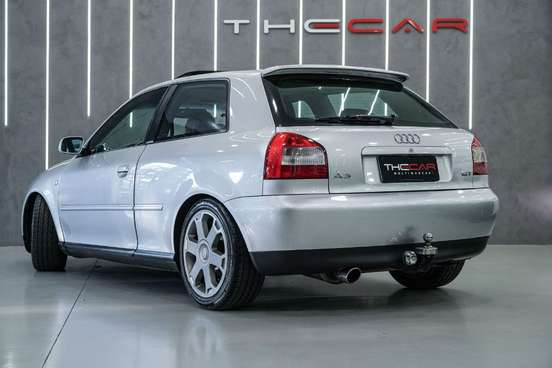 AUDI-A3-2001