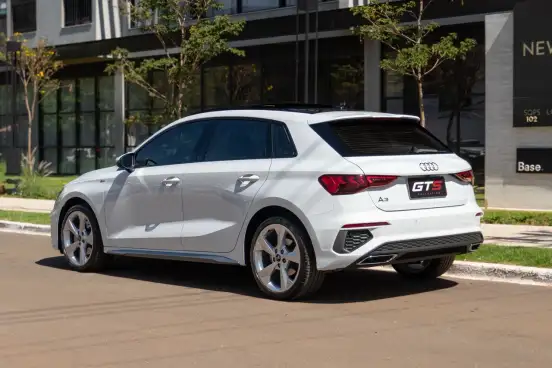 AUDI-A3-2024
