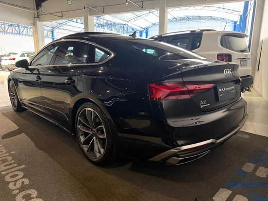 AUDI-A5-2022