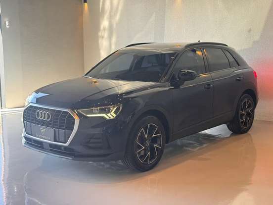 AUDI-Q3-2019