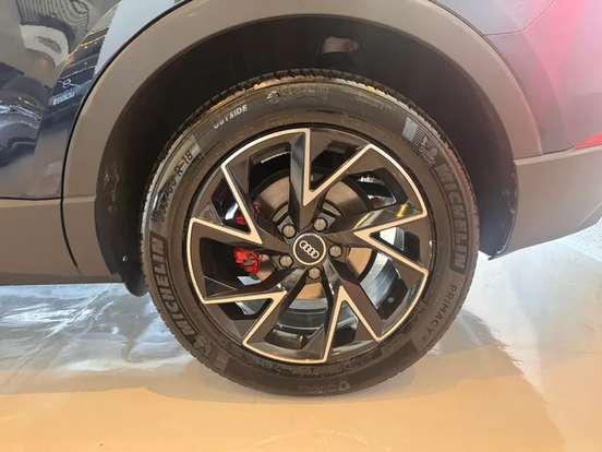 AUDI-Q3-1.4 35 TFSI GASOLINA PRESTIGE PLUS S TRONIC AUDI-Q3-2019