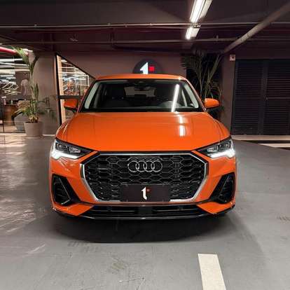AUDI-Q3-2023