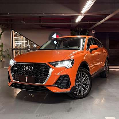 AUDI-Q3-2023