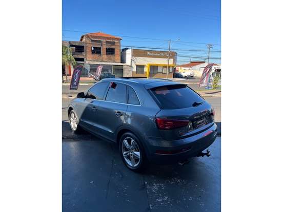 AUDI-Q3-2015