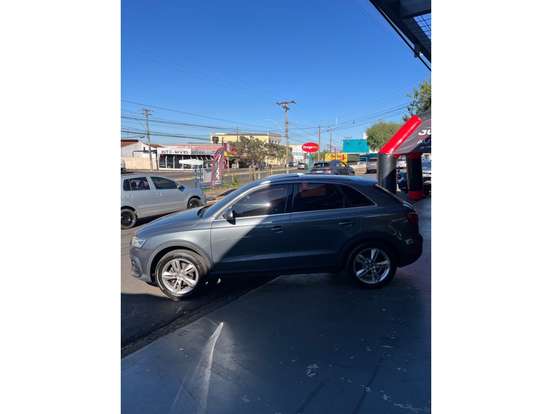 AUDI-Q3-2015