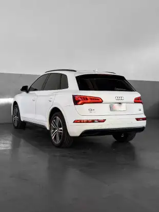 AUDI-Q5-2018
