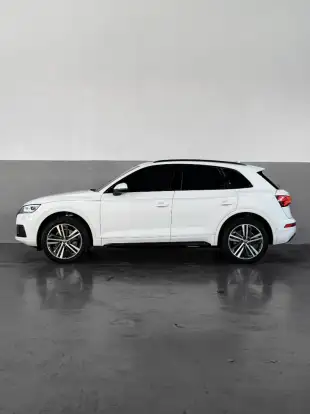 AUDI-Q5-2.0 TFSI GASOLINA AMBIENTE S TRONIC AUDI-Q5-2018