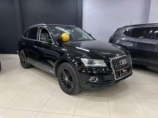 AUDI-Q5-2015