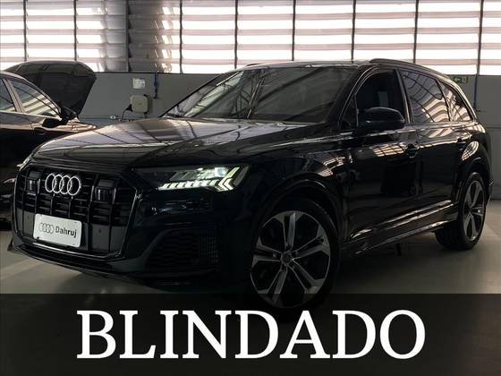 AUDI Q7 3.0 55 TFSI GASOLINA PERFORMANCE BLACK QUATTRO TIPTRONIC