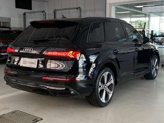 AUDI-Q7-3.0 55 TFSI GASOLINA PERFORMANCE BLACK QUATTRO TIPTRONIC AUDI-Q7-2023