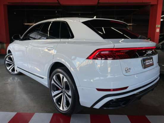 AUDI-Q8-3.0 TFSI GASOLINA PERFORMANCE BLACK QUATTRO TIPTRONIC AUDI-Q8-2022