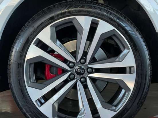 AUDI-Q8-3.0 TFSI GASOLINA PERFORMANCE BLACK QUATTRO TIPTRONIC AUDI-Q8-2022
