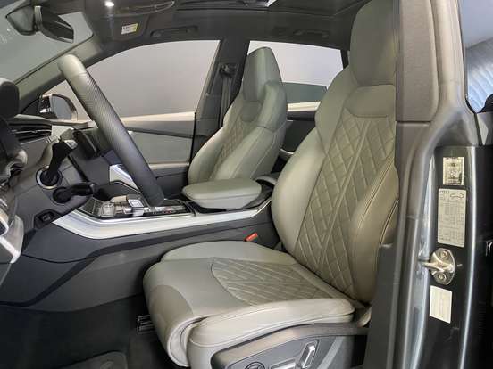 AUDI-Q8-3.0 TFSI GASOLINA PERFORMANCE BLACK QUATTRO TIPTRONIC AUDI-Q8-2024