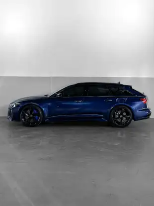 AUDI-RS6-2020