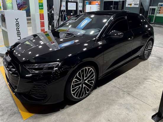 AUDI-A3-2.0 40 TFSI GASOLINA SPORTBACK PERFORMANCE BLACK S-TRONIC AUDI-A3-2025
