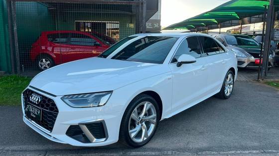 AUDI A4 2.0 TFSI GASOLINA PRESTIGE PLUS S TRONIC