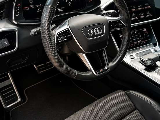 AUDI-A6-3.0 55 TFSI GASOLINA PERFORMANCE BLACK QUATTRO 4P S-TRONIC AUDI-A6-2020