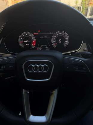 AUDI-Q5-2021