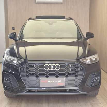 AUDI-Q5-2022