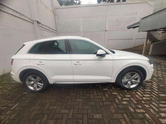 AUDI-Q5-2.0 TFSI GASOLINA AMBIENTE S TRONIC AUDI-Q5-2017