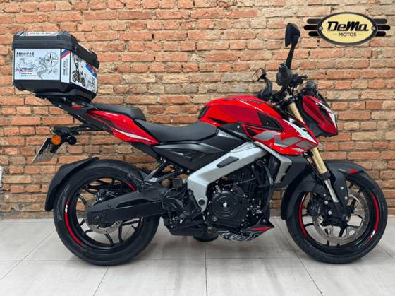 BAJAJ DOMINAR 400 