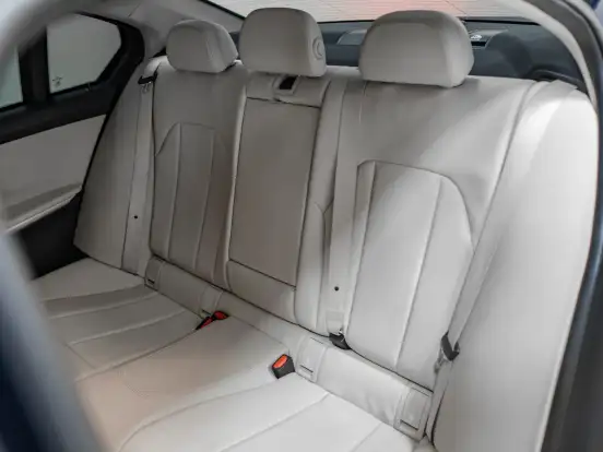 BMW-320i-2.0 16V TURBO GASOLINA SPORT AUTOMÁTICO BMW-320i-2019