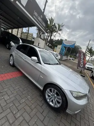 BMW-320i-2008