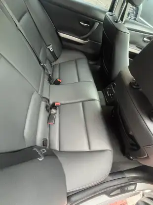 BMW-320i-2008