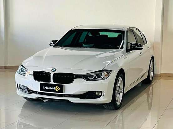 BMW-320i-2014
