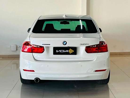BMW-320i-2.0 16V TURBO ACTIVE FLEX 4P AUTOMÁTICO BMW-320i-2014
