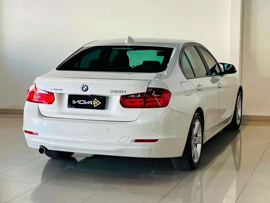 BMW-320i-2.0 16V TURBO ACTIVE FLEX 4P AUTOMÁTICO BMW-320i-2014