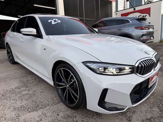 BMW-320i-2023