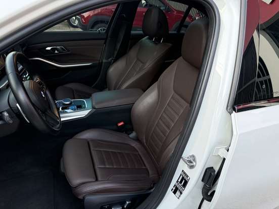 BMW-320i-2.0 16V TURBO FLEX M SPORT AUTOMÁTICO BMW-320i-2023